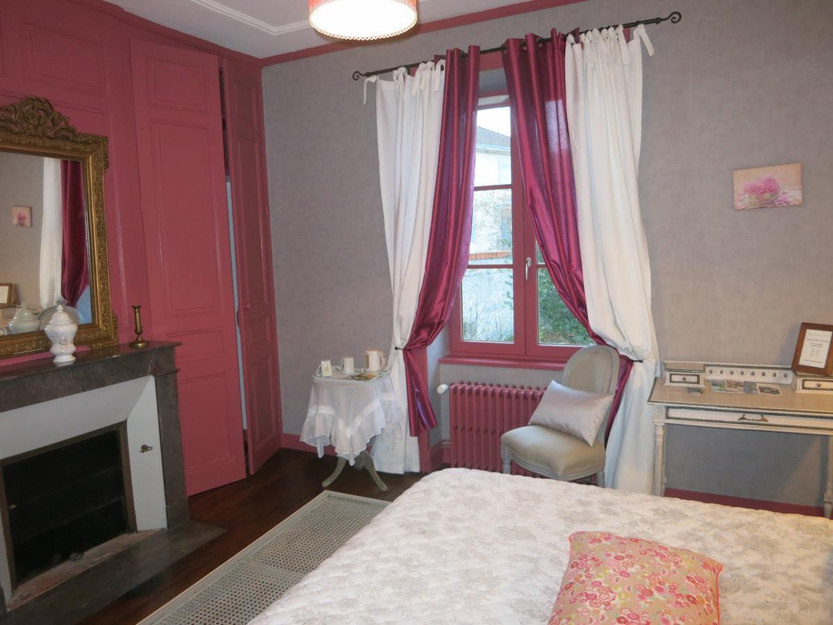 Les Jardins De Lily Hotel Saint-Léonard-de-Noblat Zewnętrze zdjęcie