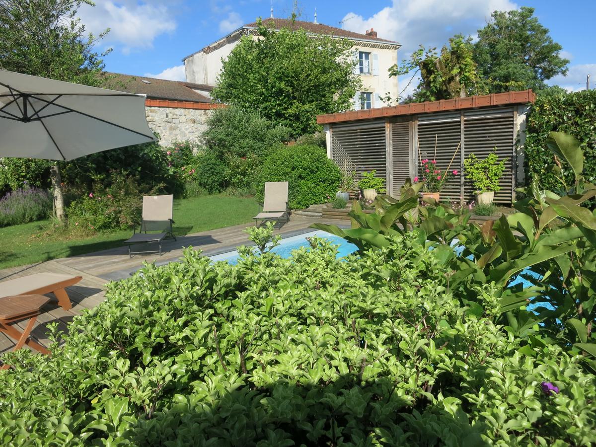 Les Jardins De Lily Hotel Saint-Léonard-de-Noblat Zewnętrze zdjęcie